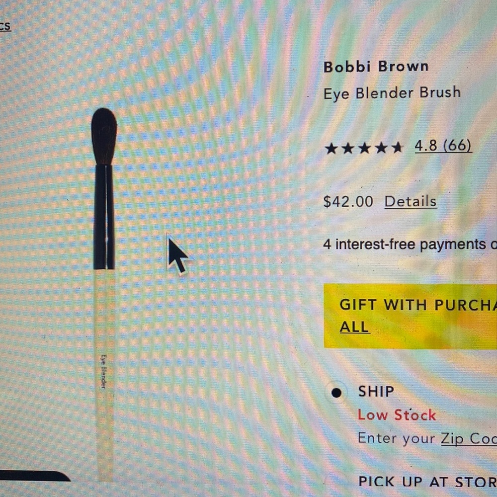 Bobbi Brown Eye Blender Brush. Iconic!